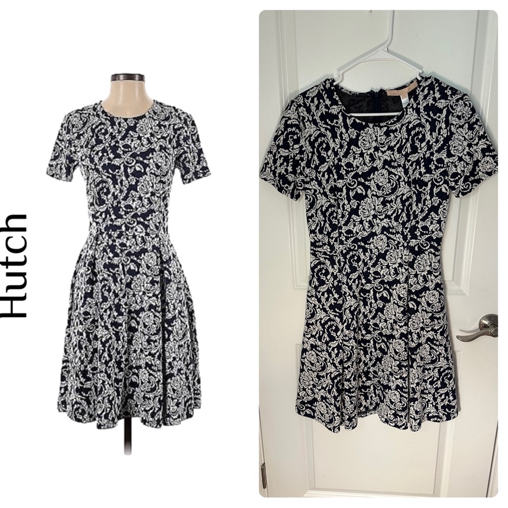 Hutch embroidered a line short sleeve midi dress small